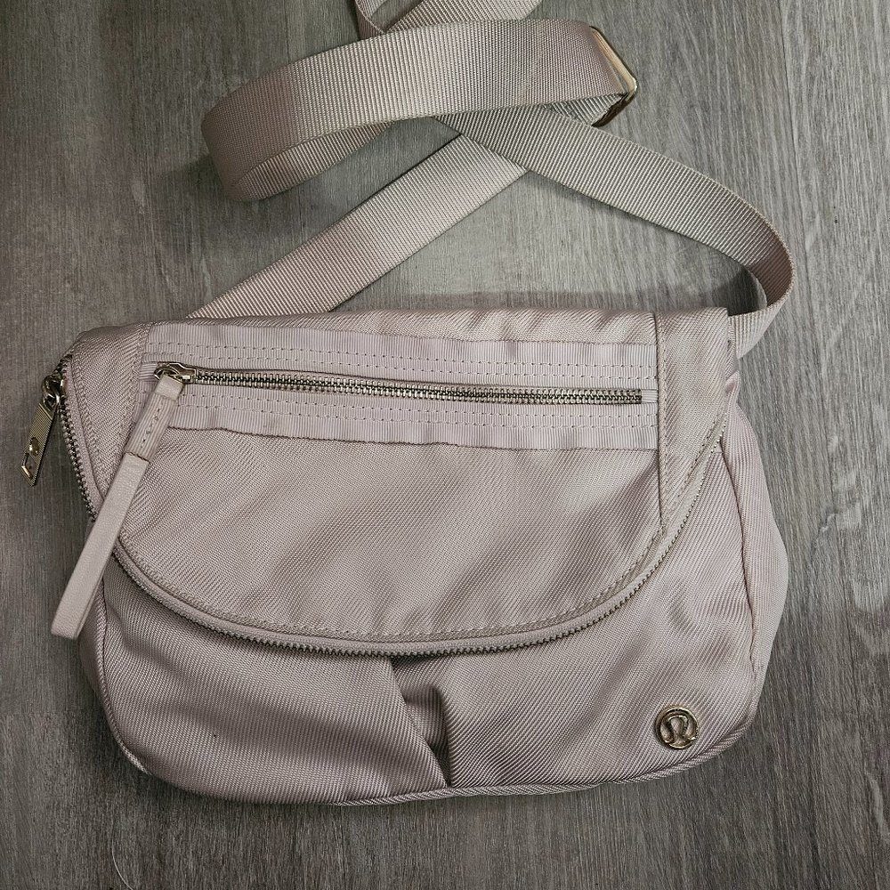 All Night Festival Bag 5L Light Pink
